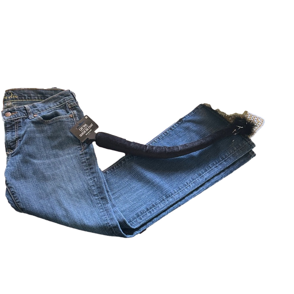 Women’s Bootcut Denim Jeans in Medium Blue - Casual Everyday Fit
